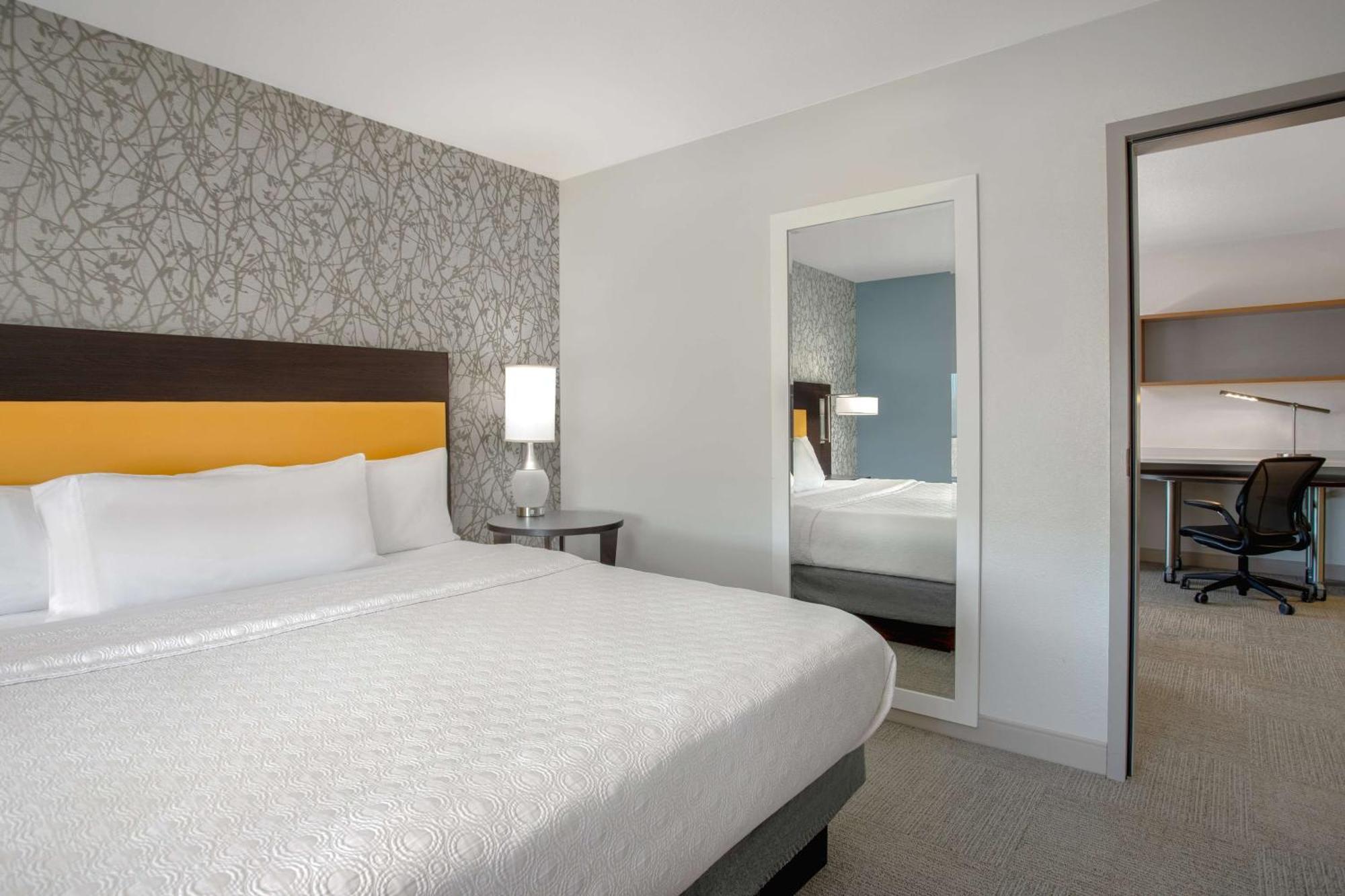 Home2 Suites By Hilton Omaha West Экстерьер фото